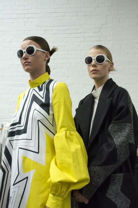 Look 3